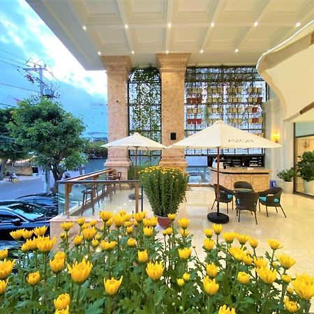 Daphovina Hotel Nha Trang Exteriör bild