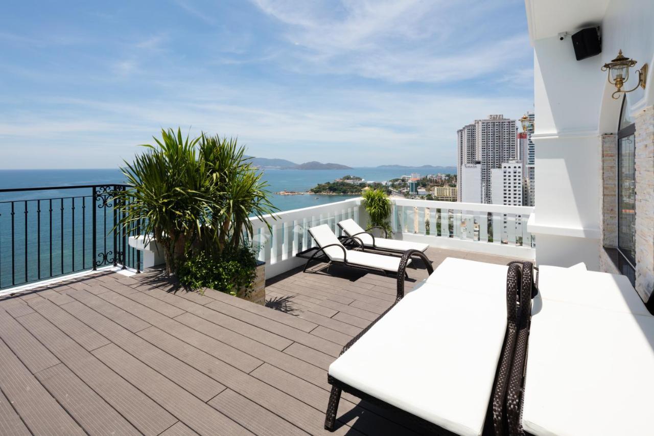 Daphovina Hotel Nha Trang Exteriör bild