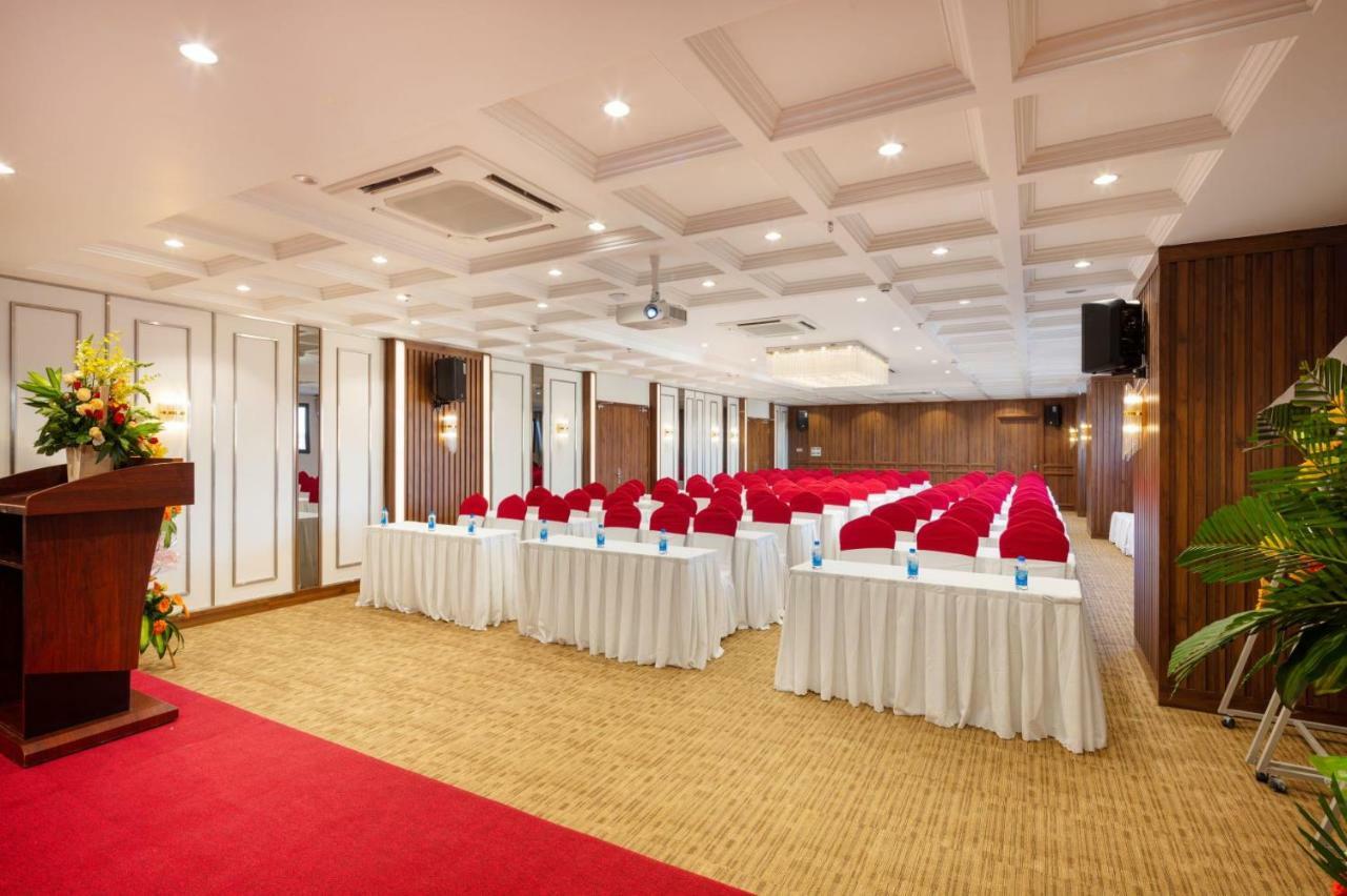 Daphovina Hotel Nha Trang Exteriör bild